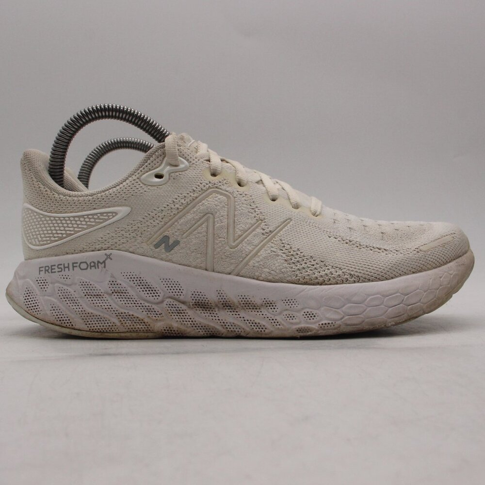 New Balance Women's Cream/White Fresh Foam Running Sneakers
